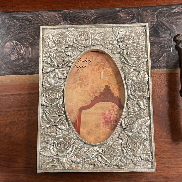 Floral silver 4x6 picture frame - Picture 3 of 4